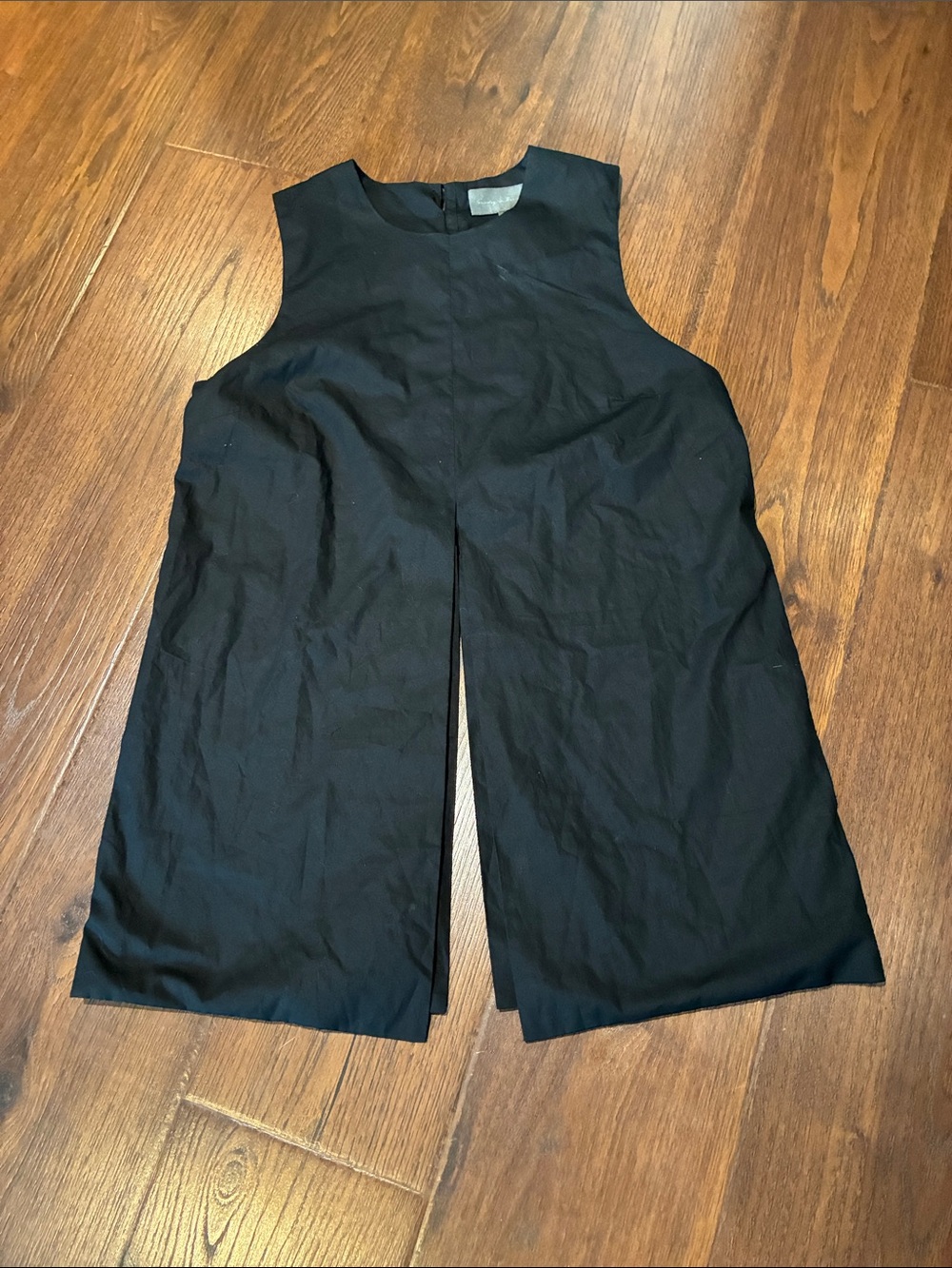 Sleeveless Black Split-Front Tank Top